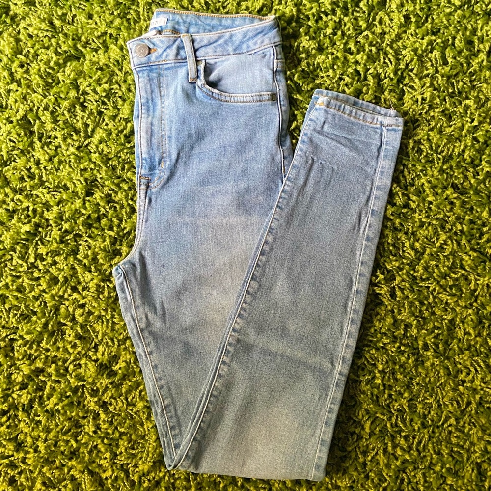 Forever 21 high-rise skinny jeans, 26